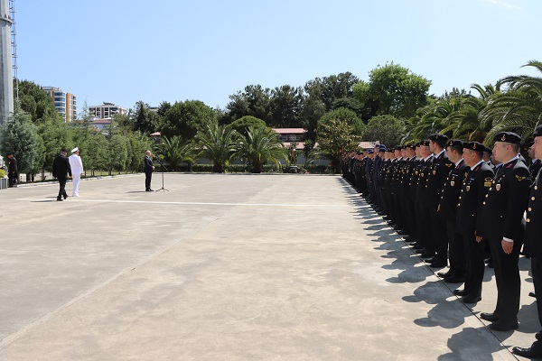 Samsun İl Jandarma Komutanlığında Kurban Bayramı bayramlaşma töreni icra edilmiştir.